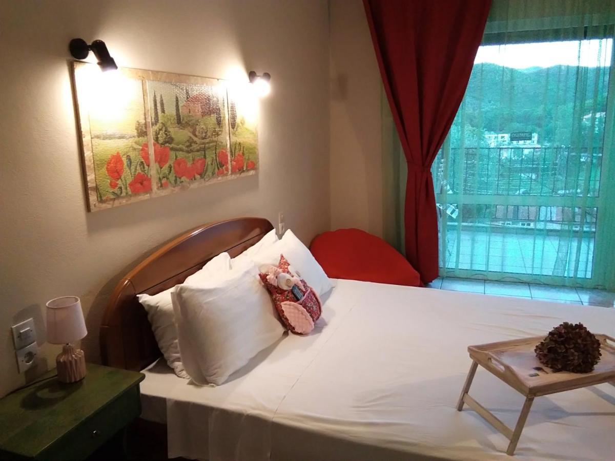 Nikos Victoria Hotel Skiathos Town Bagian luar foto